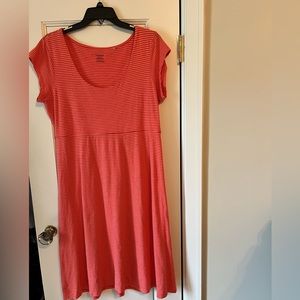 Toad&Co Nena dress with empire waist, cap sleeves and curvy seam details below.